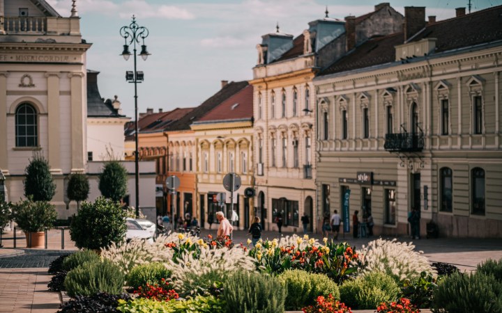 István Pince wine dinner with Hungarian dishes and retro atmosphere