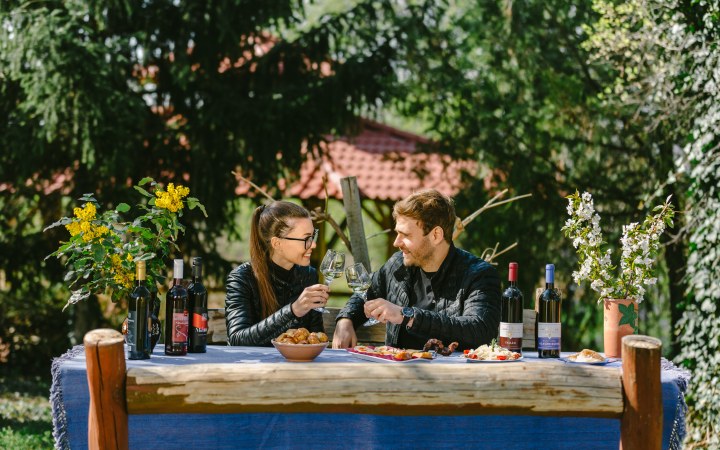 Laczkó wine tasting in a cellar from the time of Matthias Corvinus