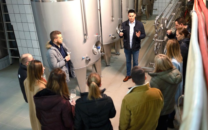 Óhegyi borkóstoló a lenyűgöző kőbányai pincerendszerben