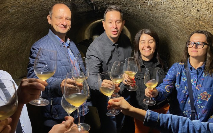 Zsolt Sándor wine tasting with an organic Bükk wine selection