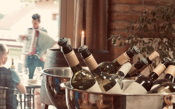 U Vrbů borkóstoló igazi családi borászatban született bio borokkal