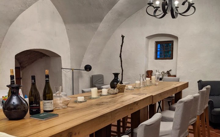 Nepraš wine tasting with exceptional, long-aged wines