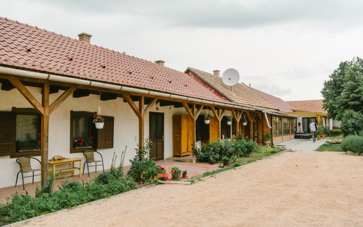 Árvay borkóstoló különböző évjáratok összekóstolásával