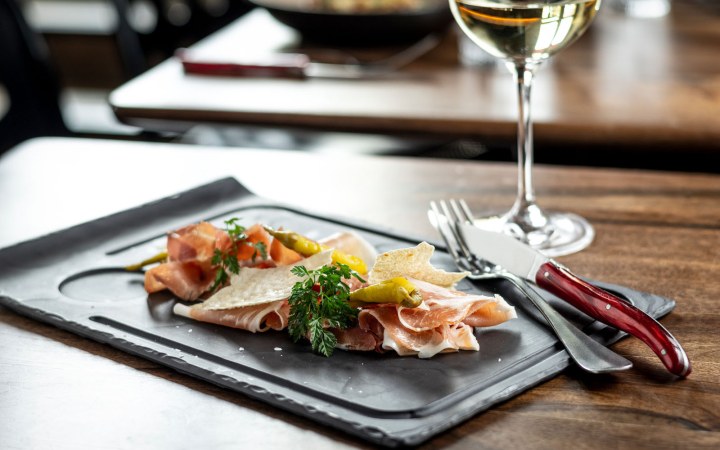 Baltazár wine tasting in the trendiest bar of the Buda Castle District galéria kép