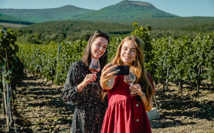 Csernyik wine tasting at the dynamically growing family winery