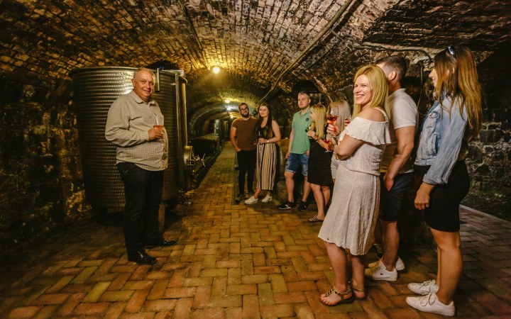 Csókás wine tasting next to the bathhouse galéria kép