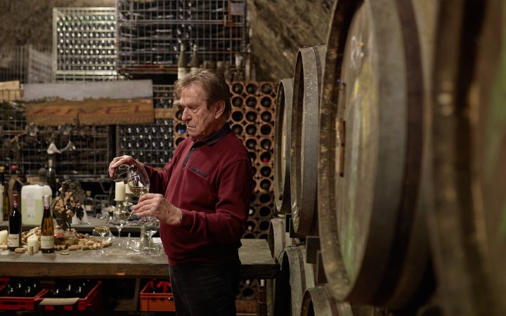 Château Bela wine tasting in the 250-year-old noble castle