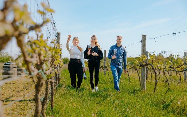 Eklézsia borvacsora kemencés ételekkel a hat méter mély pincében galéria kép