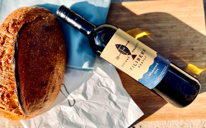 FILIBERK wine tasting with premium wines from a family-run boutique garage winery