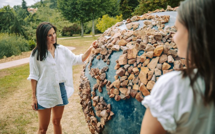 Folly borkóstoló az arborétum nyugalmában