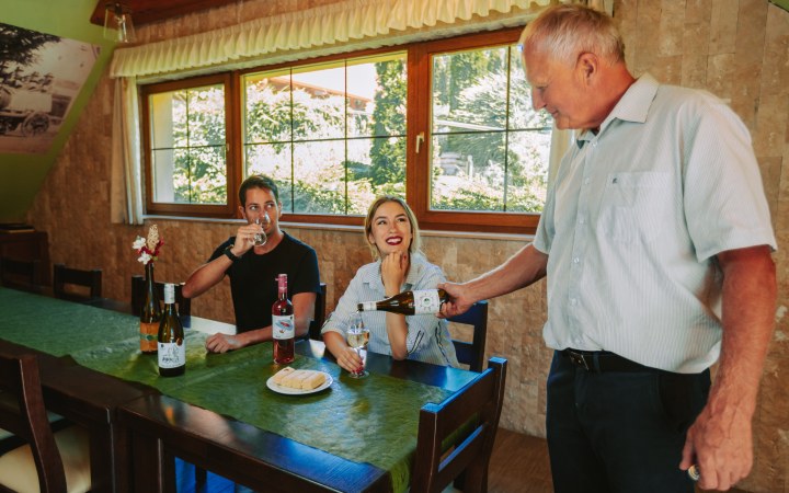 Geszler wine tasting with Mór ezerjó and kvircedli galéria kép