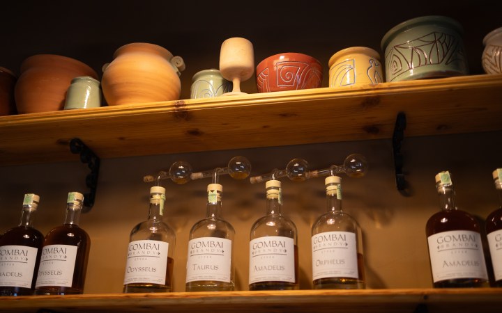 Gombai Brandy kóstoló az etyeki gasztro sétányon galéria kép