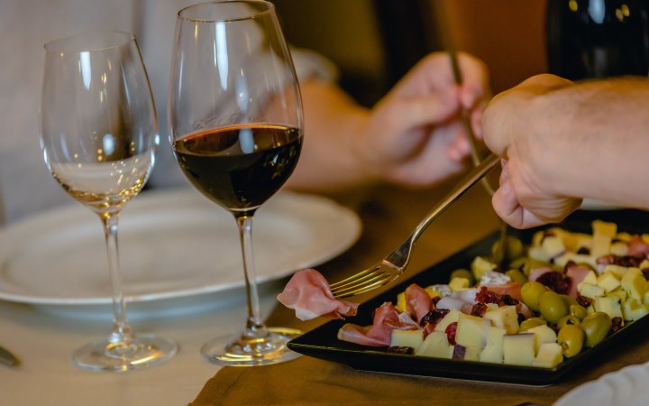 Juhász Testvérek borkóstoló barrique és selection borokkal