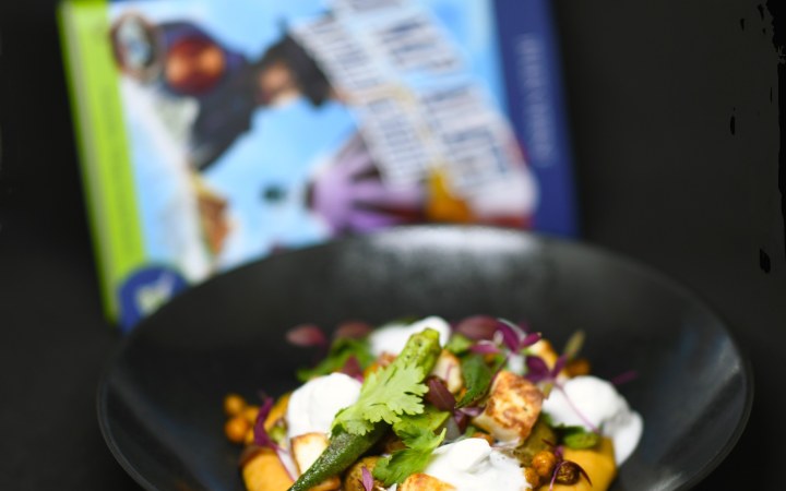 KönyvBár borvacsora világhírű könyvek ihlette fine dining ételkölteményekkel és naturális borokkal galéria kép
