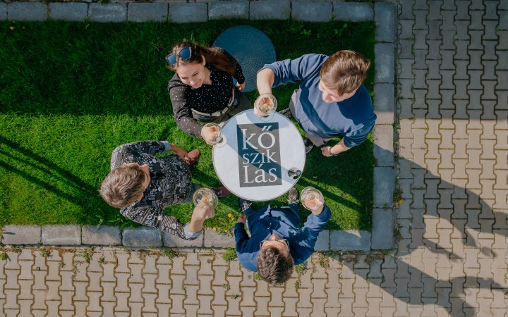 Kősziklás borkóstoló a borvidéket bemutató legszélesebb palettával