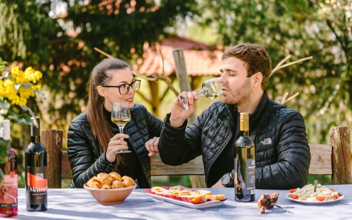Laczkó wine tasting in a cellar from the time of Matthias Corvinus