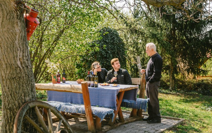 Laczkó wine tasting in a cellar from the time of Matthias Corvinus