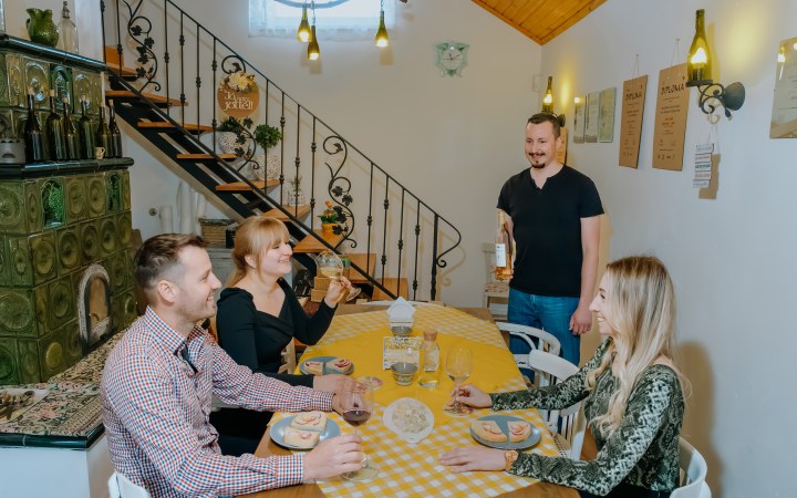 Lázók wine tasting with Ürgevér and lavender garden visit