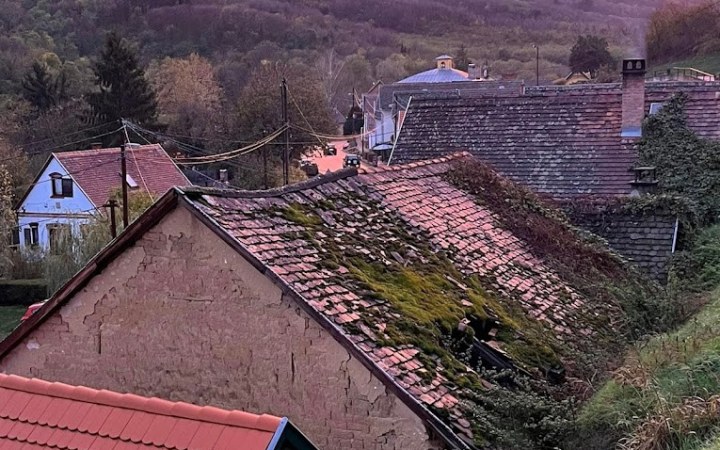 Mikeházi borkóstoló a Villánykövesdi Történelmi Pincesoron galéria kép