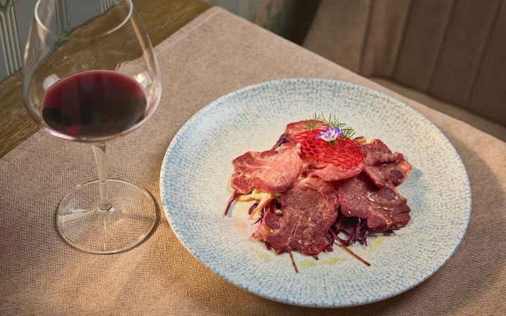 MONOslow borvacsora a Káli-medence egyik legszebb birtokán 6 tétellel és slow dining fogásokkal