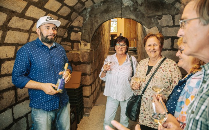 Optimus wine tasting at the family wine bar galéria kép
