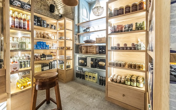 Osteria Pomo D’oro wine tasting — a journey into real Italian wines galéria kép