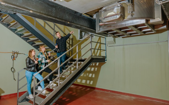 Pannonhalmi Főapátság borkóstoló pincetúrával egybekötött sétáló kóstolóval galéria kép