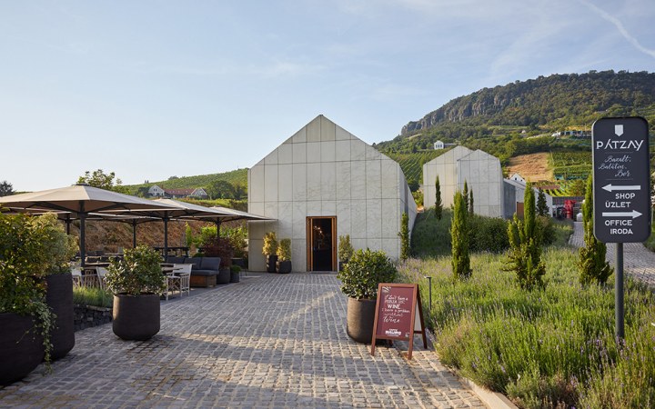 Pátzay borkóstoló a birtok teljes bejárásával