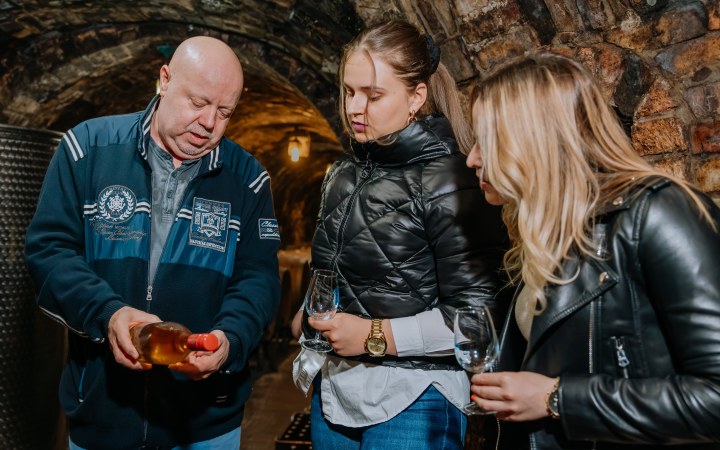 Prisztóka borkóstoló messze földön híres zweigelttel galéria kép