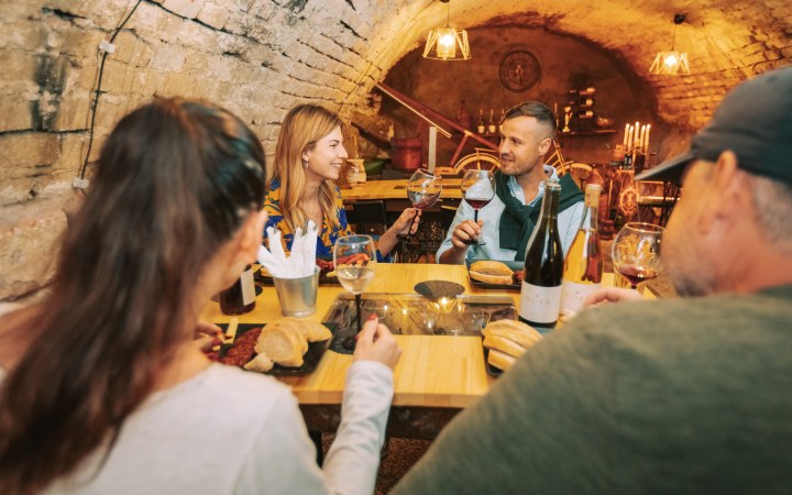 Rustica borkóstoló a kézműves borműhelyben