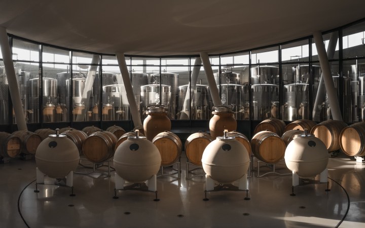 Sauska Tokaj Terroir borkóstoló a Padi-dűlő ikonikus borászatában galéria kép