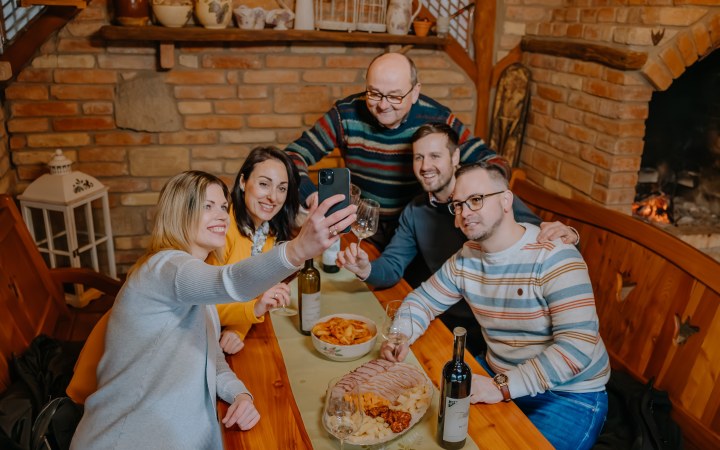 Tamašek wine tasting with a wine dinner featuring charcoal-grilled dishes galéria kép