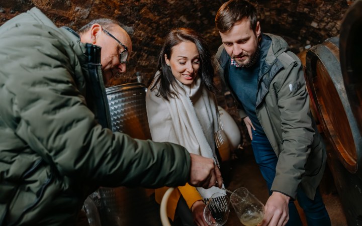 Tamašek borkóstoló borvacsorával parázson grillezett ételekkel