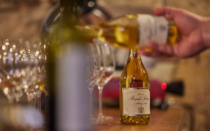 Tasting Table borkóstoló ikonikus tételekkel és egy 20 évesnél is idősebb Tokaji Aszúval galéria kép