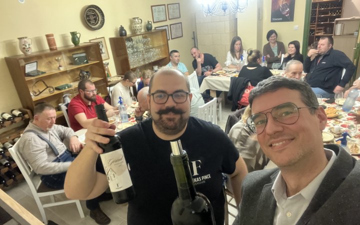 Tokai borkóstoló a generációk óta borászkodó családi pincészetben galéria kép