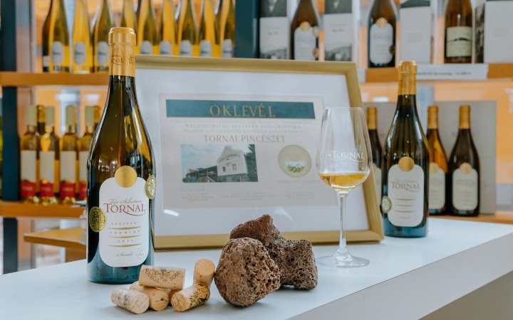 Tornai wine tasting from light to grand wines galéria kép