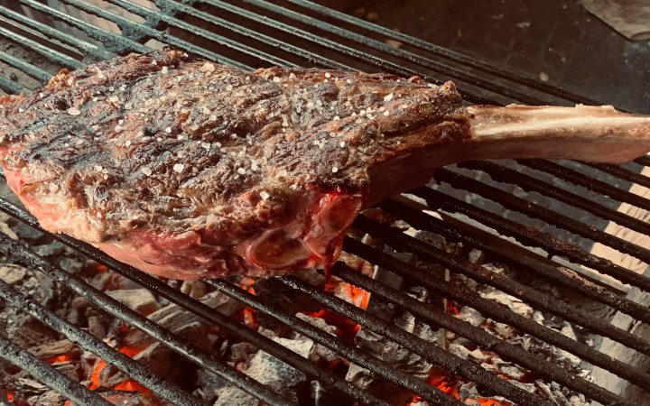 Tüke borvacsora nyílt lángon készült grillezett ételekkel és pécsi borokkal galéria kép