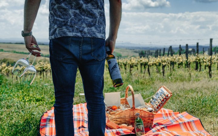 Berta wine tasting with jeep tour among the vineyards of Kürt galéria kép