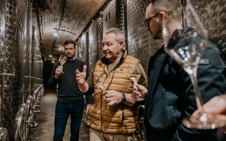 Vintop-Karkó borkóstoló pincetúrával és egy muzeális borral galéria kép