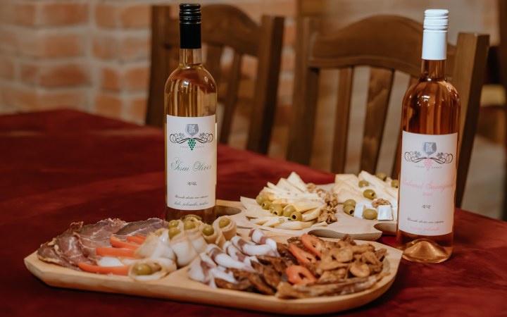 Vintop-Karkó borkóstoló pincetúrával és egy muzeális borral galéria kép