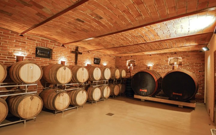 Dworschak wine tasting with family-crafted wines embraced by the vineyards galéria kép