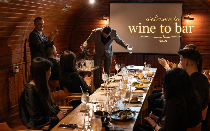 Új-zélandi Sauvignon Blancok 6 Arca borkóstoló a Stex Házban, Budapest legromantikusabb pincéjében galéria kép